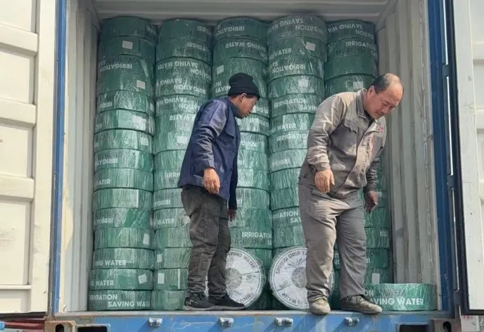 Container loading for Vietnam